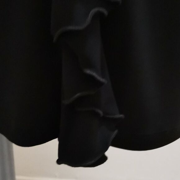 Nueva Black Dress. - Picture 7 of 7